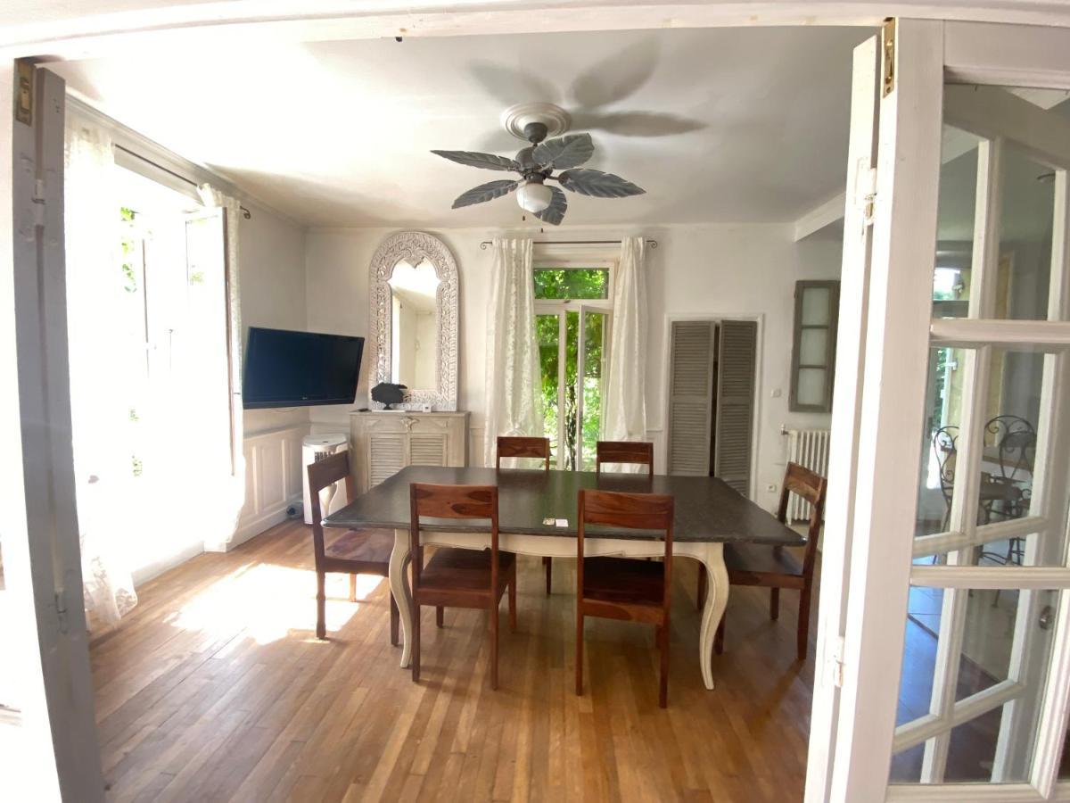 Residence Les Trois Jardins Avec Wifi Et Parking Gratuit Сарла-ла-Канеда Экстерьер фото