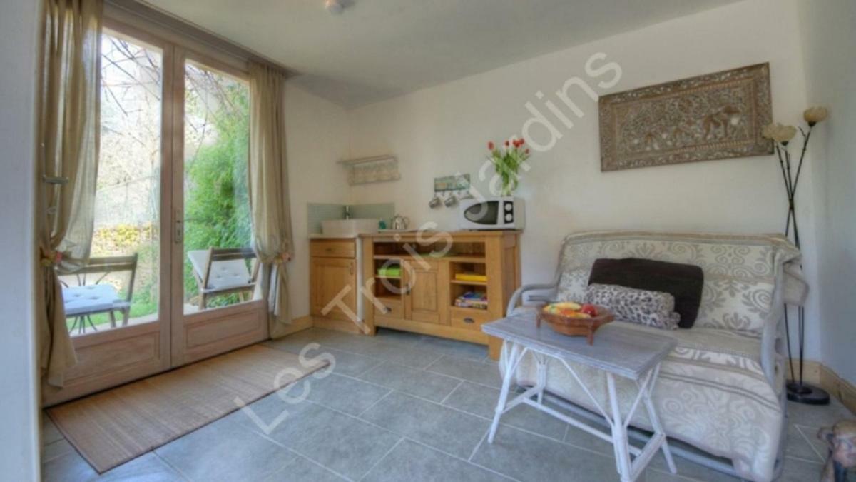Residence Les Trois Jardins Avec Wifi Et Parking Gratuit Сарла-ла-Канеда Экстерьер фото
